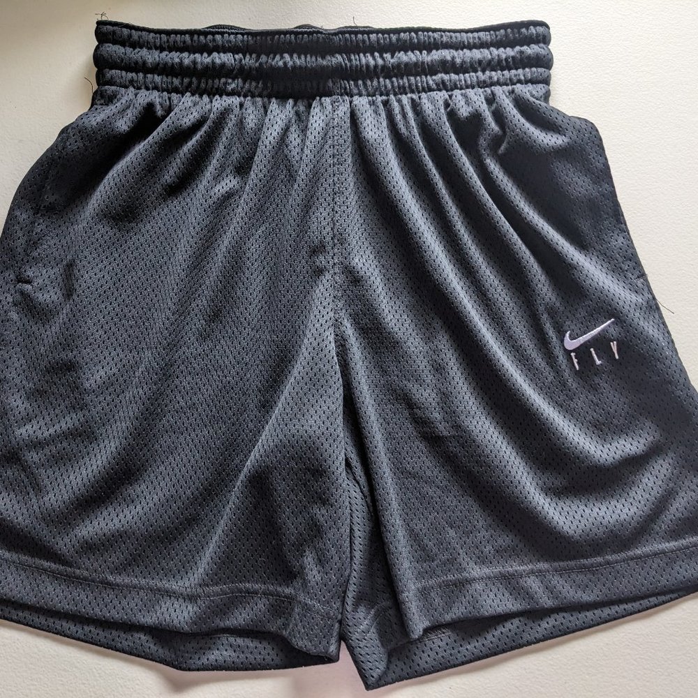 Nike Fit shorts size small